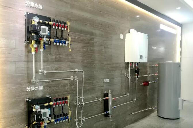 亲友游戏中心-亲友多乐斗-亲友天天坦克大战