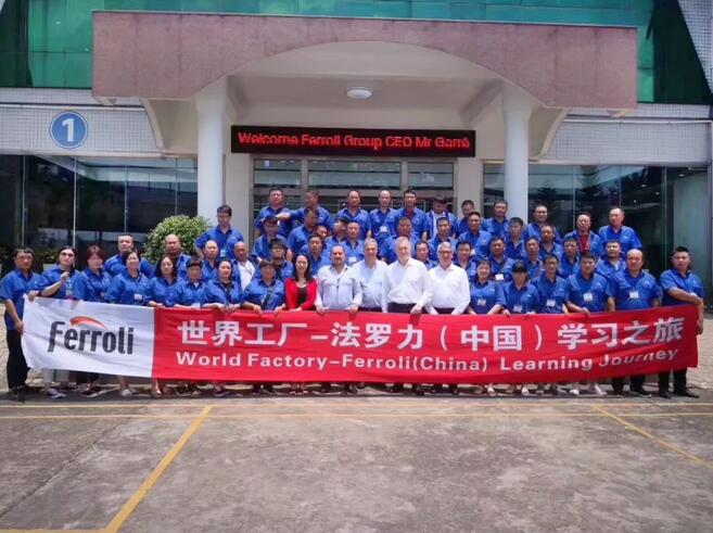 亲友游戏中心-亲友多乐斗-亲友天天坦克大战