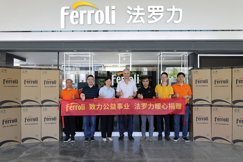 亲友游戏中心-亲友多乐斗-亲友天天坦克大战