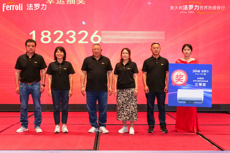 亲友游戏中心-亲友多乐斗-亲友天天坦克大战