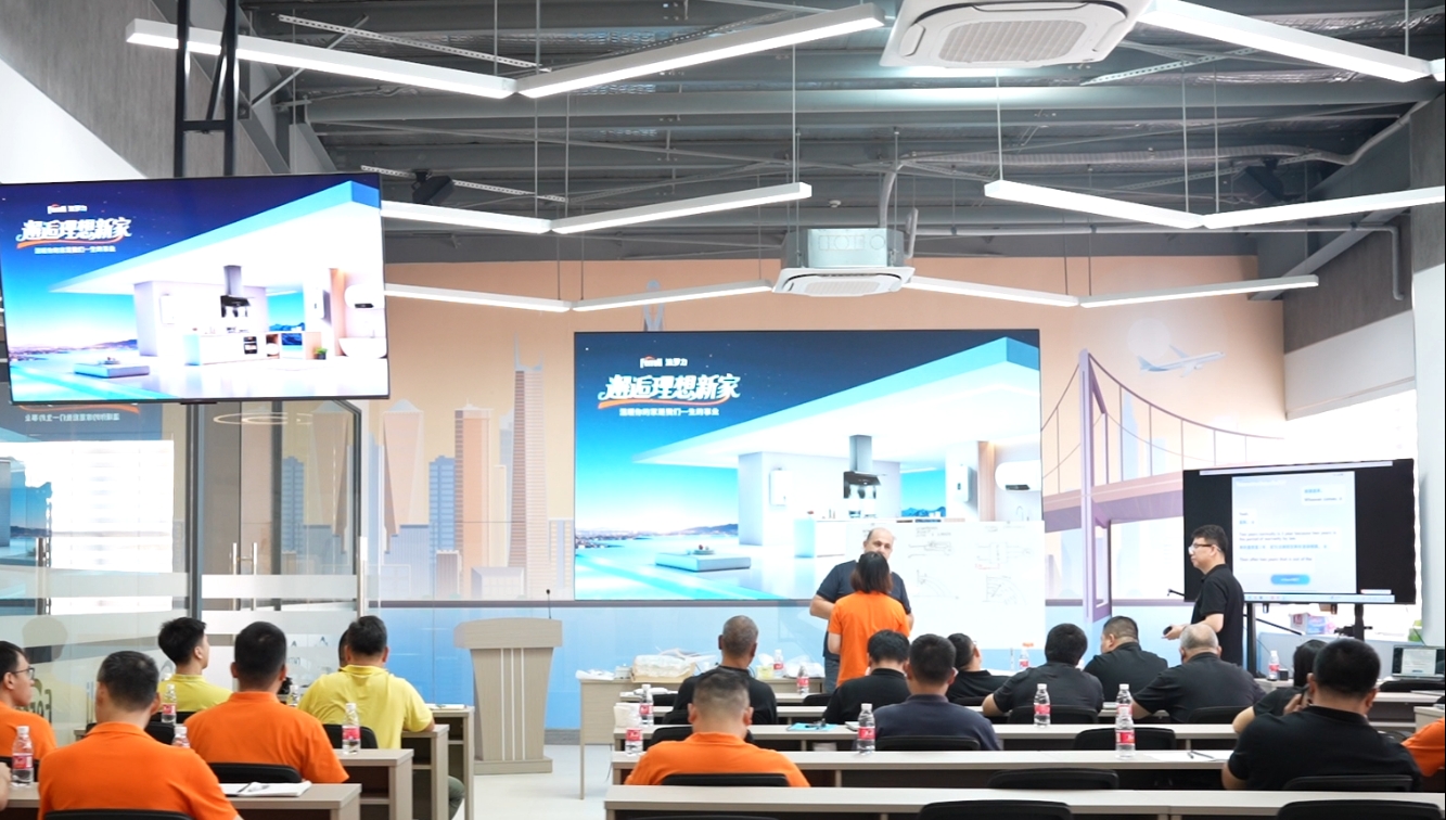 亲友游戏中心-亲友多乐斗-亲友天天坦克大战