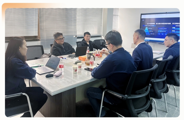 亲友游戏中心-亲友多乐斗-亲友天天坦克大战