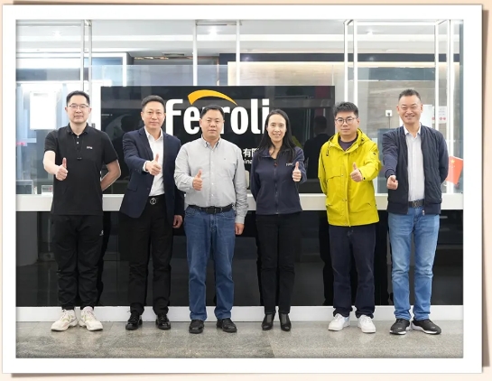 亲友游戏中心-亲友多乐斗-亲友天天坦克大战