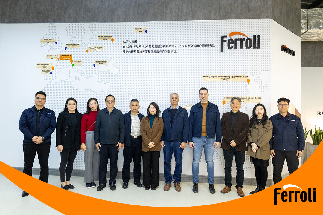 中国欧盟商会代表团参访亲朋游戏中心